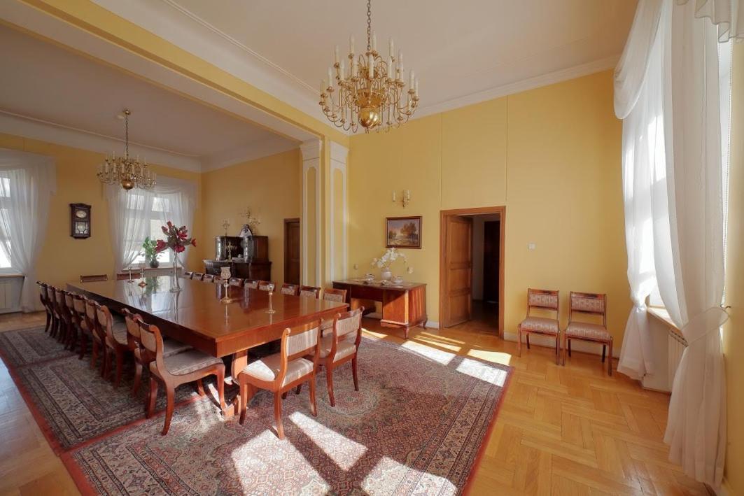 Palac Pod Kampinosem - Blisko Warszawy Leszno  Buitenkant foto